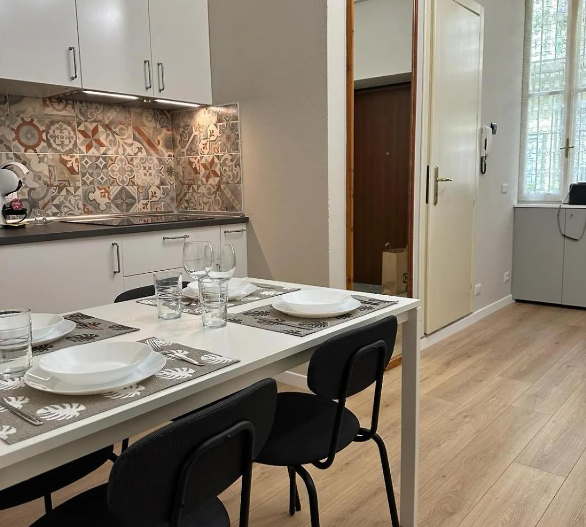 Le14 Duomo-Loreto Acomfortable Apartment Milan
